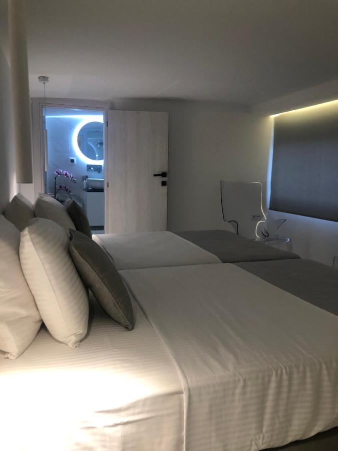 Dk Luxury Suite Néa Péramos Exteriör bild