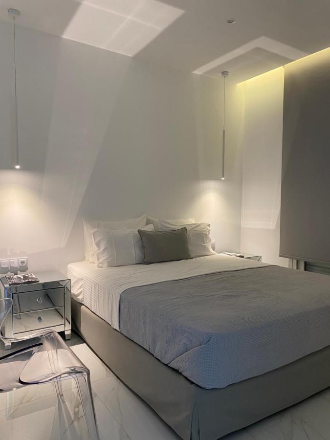 Dk Luxury Suite Néa Péramos Exteriör bild