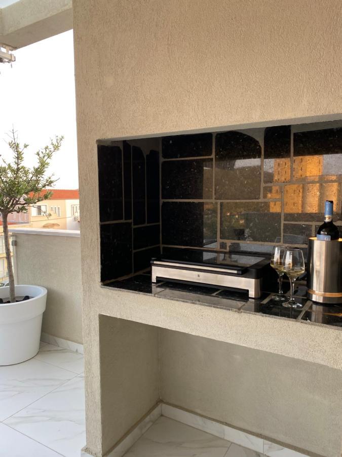 Dk Luxury Suite Néa Péramos Exteriör bild