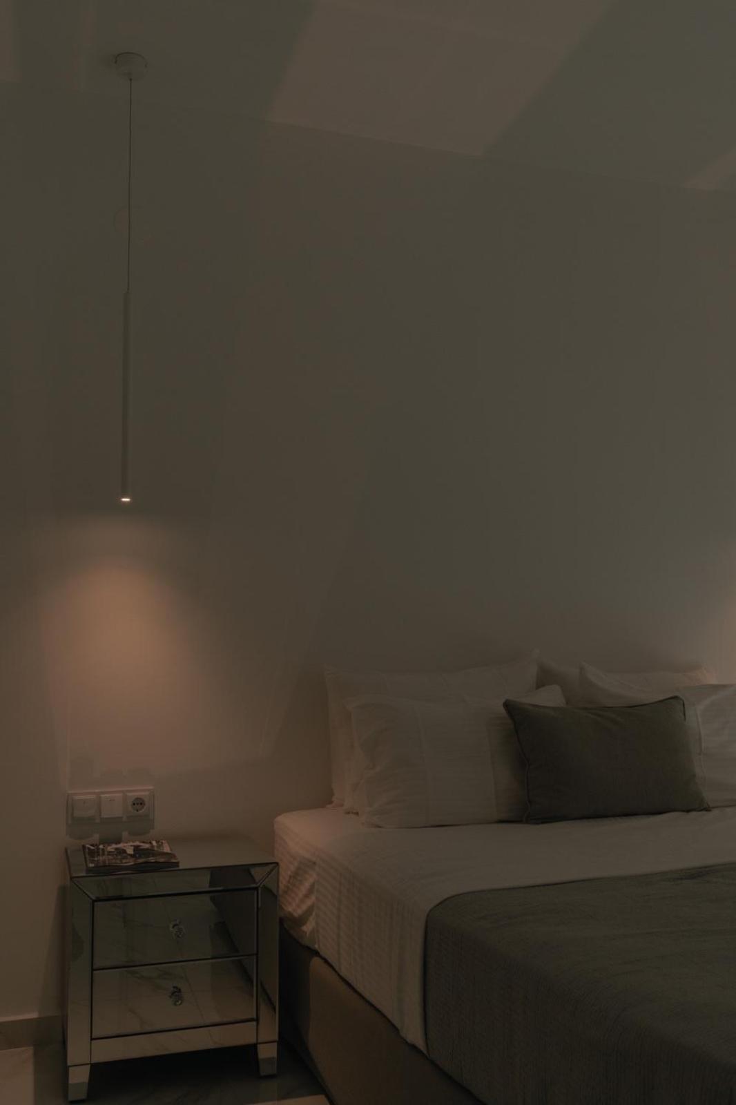Dk Luxury Suite Néa Péramos Exteriör bild